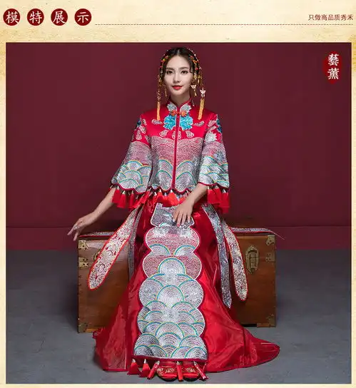 古典唯美的中式新娘装,碰上优雅的白婚纱,只为宠溺我一生的诺言
