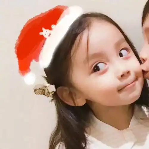 我向你发射了一顶圣诞帽
