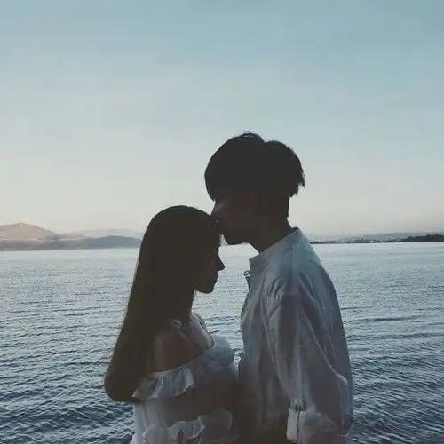 好女生为什么总被坏男生撩走
