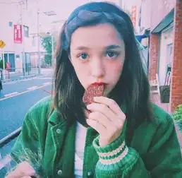 这个97年的混血儿爆红ins,逆天颜值迷倒网友,撩翻12w粉丝
