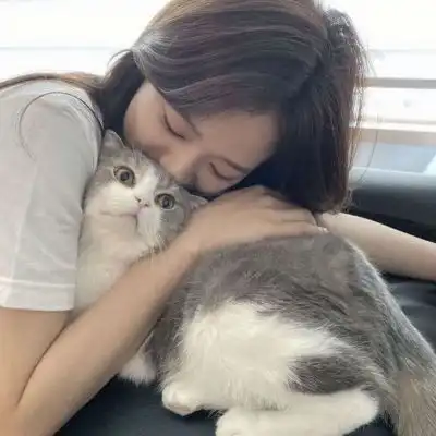 自用情侣头像,男朋友不是r系列.
