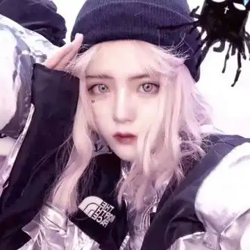 2021最火爆个性女生头像
