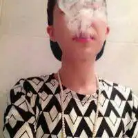 外表孩子气的情侣头像很笑容就能照到你的心
