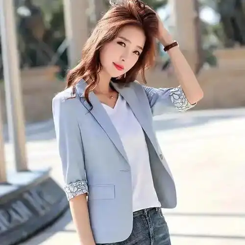 1.58的小个女生穿西装外套显矮学这3招,不仅甜美还显高挑
