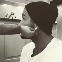 戛纳就爱你那毫不费力的美
