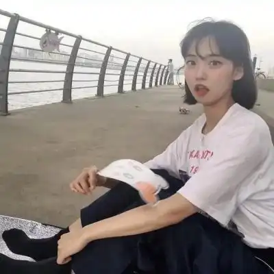 微信头像女生酷酷的图片个好好看的酷味女生
