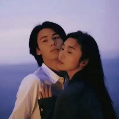 ins真人恩爱情头你摸摸我今天的情侣头像我要个性网
