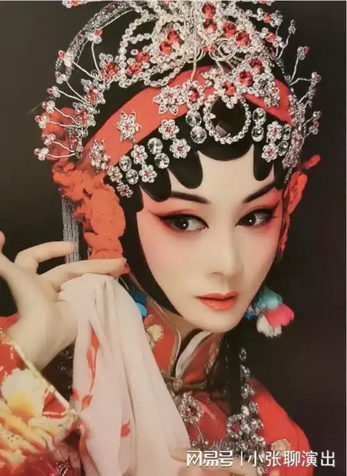 太惊喜了2024郑州梨园戏曲演唱会居然能请来这位大家

