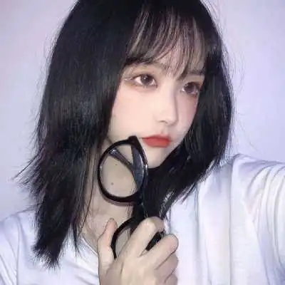 治愈系氧气女生头像
