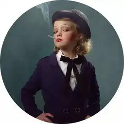 抽烟的小孩
