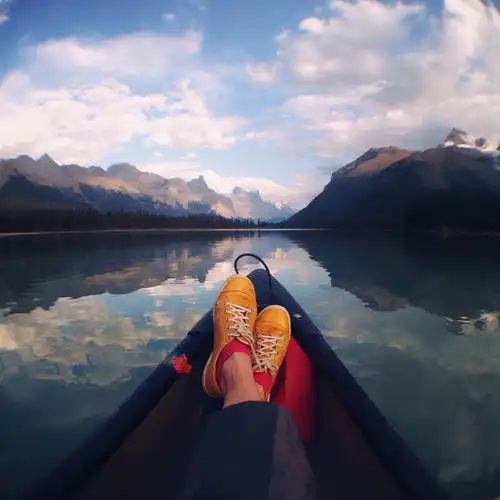 人到中年,这三种人没有必要联系了,不值得
