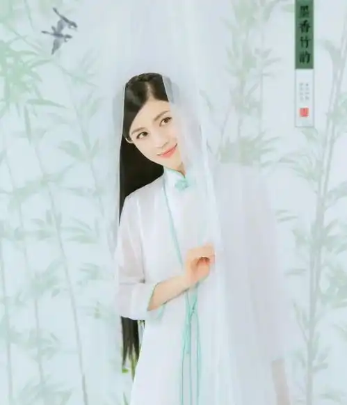 为沙溢过生日,35岁结婚,45岁胡可有3个暖男陪伴的快乐女人
