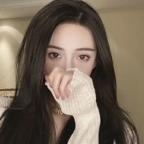 ins甜甜女生头像
