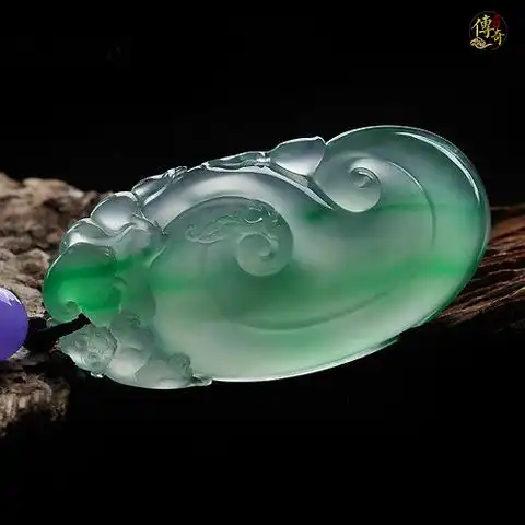 传奇珠宝什么翡翠题材适合什么类型的人今天就告诉你
