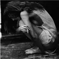 我说女人如烟颓废伤感女生抽烟头像

