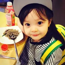 报告老师这里有搞小团体专用头像
