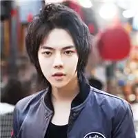 帮忙弄个帅男头像不要非主流那种的要16岁那样的
