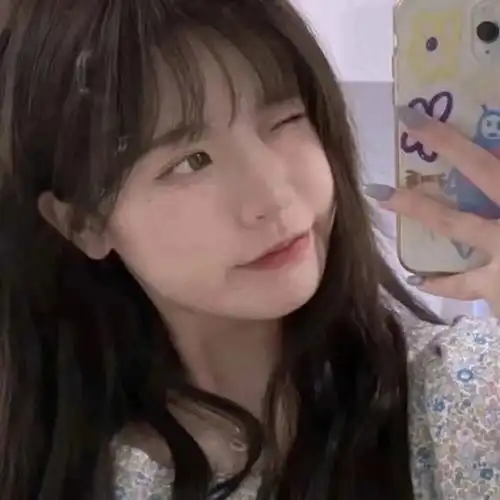 男生这样跟你聊天摆明对你没意思,中一条就赶紧抽身吧
