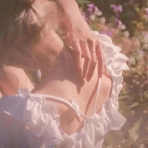 头像丨小众又浪漫至极的文案
