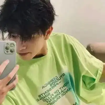 2023最新帅气青春男生头像
