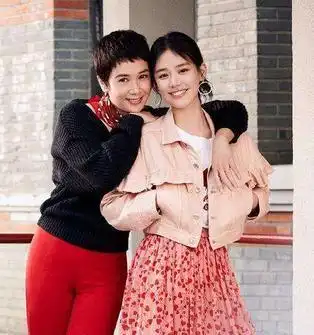 从金马影后到人设崩塌,你以为马思纯高开低走,背后却另有隐情
