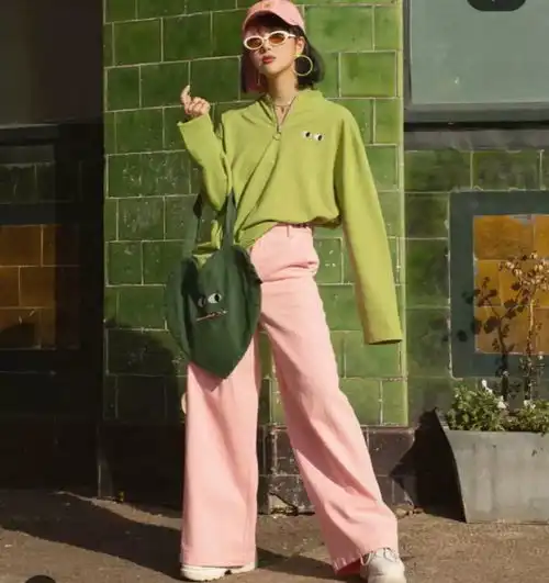 马卡龙色系怎么穿搭才好看
