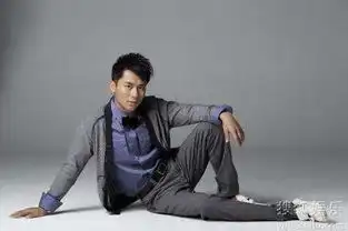 李晨荣升超级奶爸熊出没过足当爹瘾
