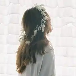 求这些图片的另一张情侣头像,谢谢
