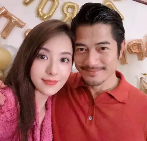 郭富城56岁生日全家团聚方媛粉嫩似少女,俩女儿继承父母高颜值
