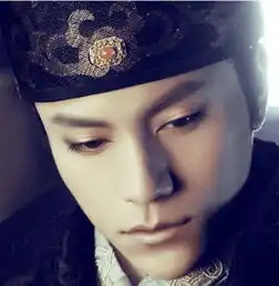 陈坤晒小伙照片庆祝开学
