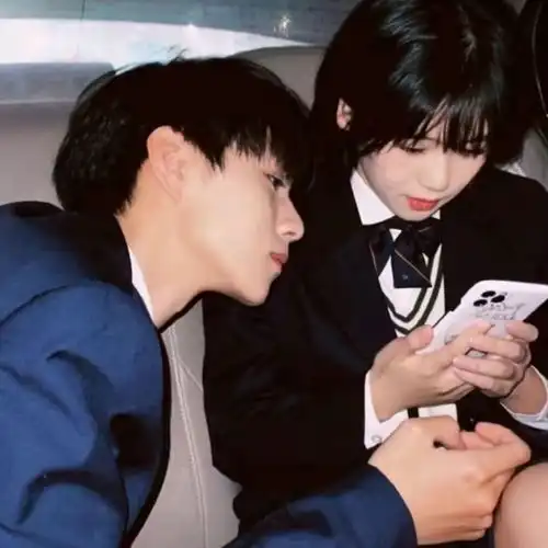 情侣头像大大方方为自己的心动买单
