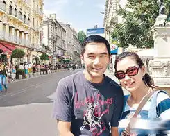 盘点那些帅气明星与他们洋气的老婆们

