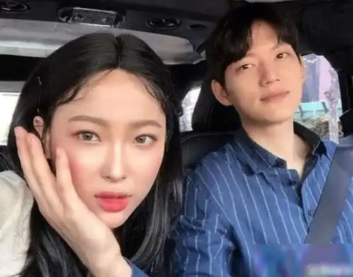 一路走好30岁美女网红因癌症病逝,曾晒光头照分享抗癌路
