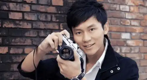 20岁时李小璐就被李晨骗到手,看了她当年照片,难怪李晨猴急