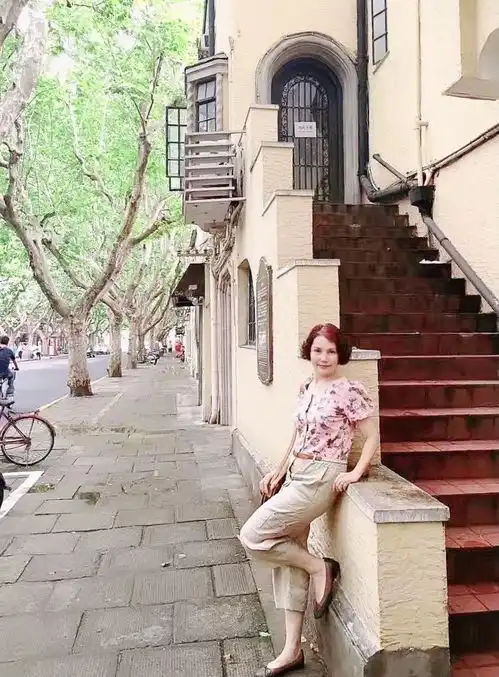 中国本土建筑师与邬达克赉安们较劲了80年
