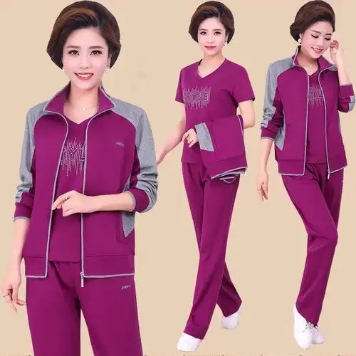 中老年运动服套装女春秋季宽松大码中年休闲卫衣纯棉三件套妈妈装
