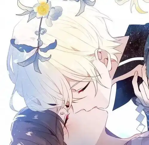 情侣头像青春不常在,抓紧谈恋爱
