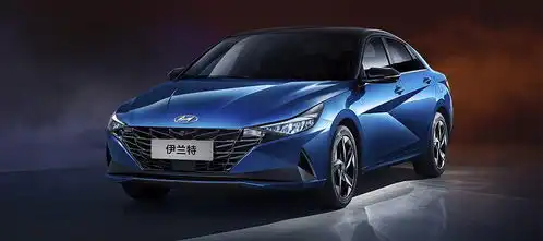 第四届中国汽车金牛奖北京现代第七代伊兰特荣获90后新精英车型奖
