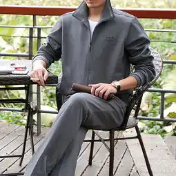 适合中年男士的运动套装,穿上显得大气不老气,爸爸穿上显年轻
