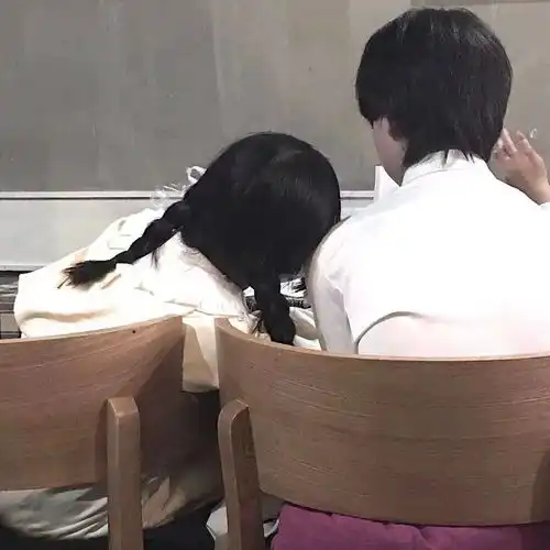 头像生而热烈,藏而俗常
