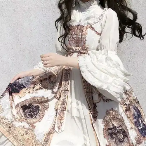 部位头像丨超仙的洛丽塔小裙子
