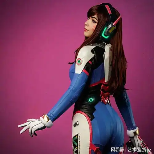 俄妹cos守望先锋战损版d.va
