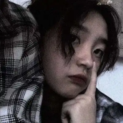 那些戳中你泪点的自嘲文案
