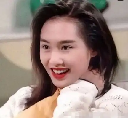 朱茵一组年轻旧照被曝光,想不到女神最美的样子竟不是紫霞仙子
