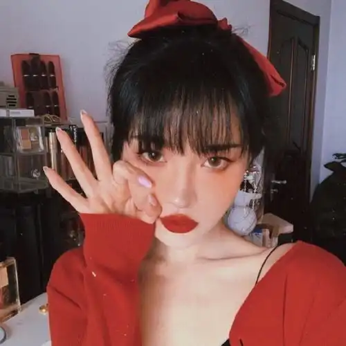 超级喜庆的新年头像
