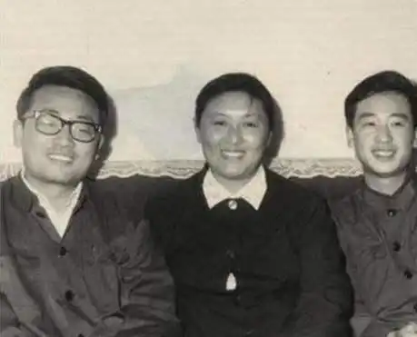 60年代第一美人杨丽坤,精神失常后,丈夫对其不离不弃
