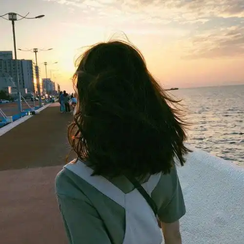 男人出轨,最喜欢找什么类型的女人
