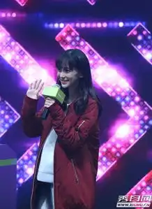 baby着宽松运动装孕味足满满的胶原蛋白少女感爆棚
