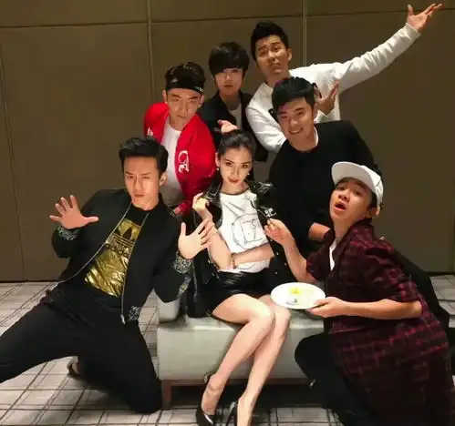 跑男开播十周年baby糊了,邓超陈赫鹿晗友谊仍在,郑恺有了三胎
