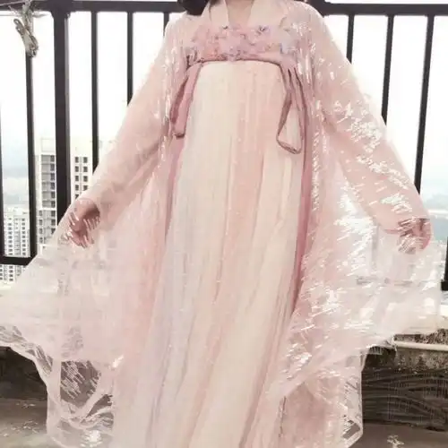 唯美意境古风汉服女生头像但愿微信头像我要个性网

